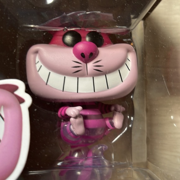 Pop! Alice In Wonderland Cheshire Cat! - Picture 6 of 12